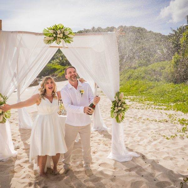 Hochzeitspaket La Digue auf den Seychellen